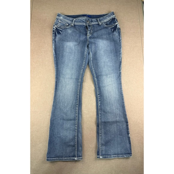 APT 9 Jeans Womens Size 12 Blue Bootcut Embellished Pockets Stretch Mid Rise - Picture 1 of 12
